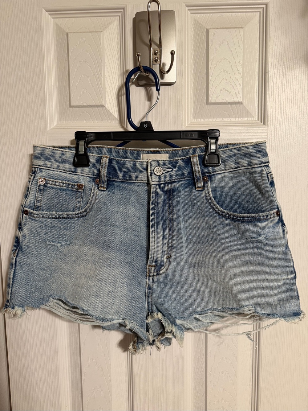 Light Blue Denim Cutoff Shorts - Casual High-Rise Style